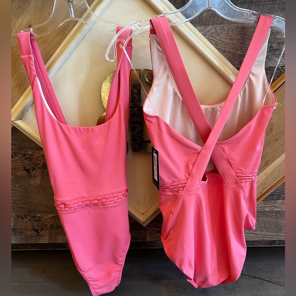 Bloch Fashion x-back leotard with appliqué design - Picture 1 of 1